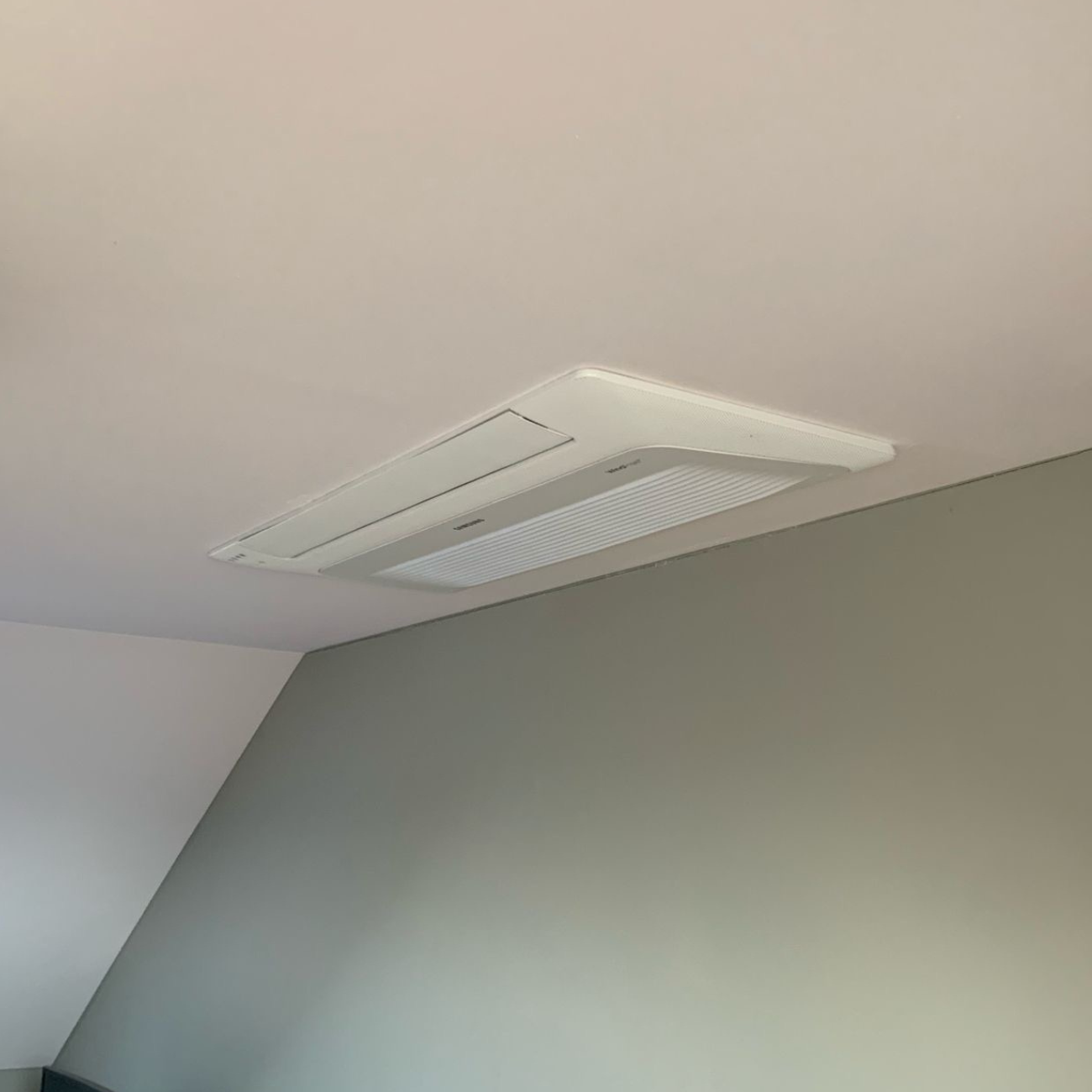 Klimatizace SAMSUNG WindFree kazetová Plzeň