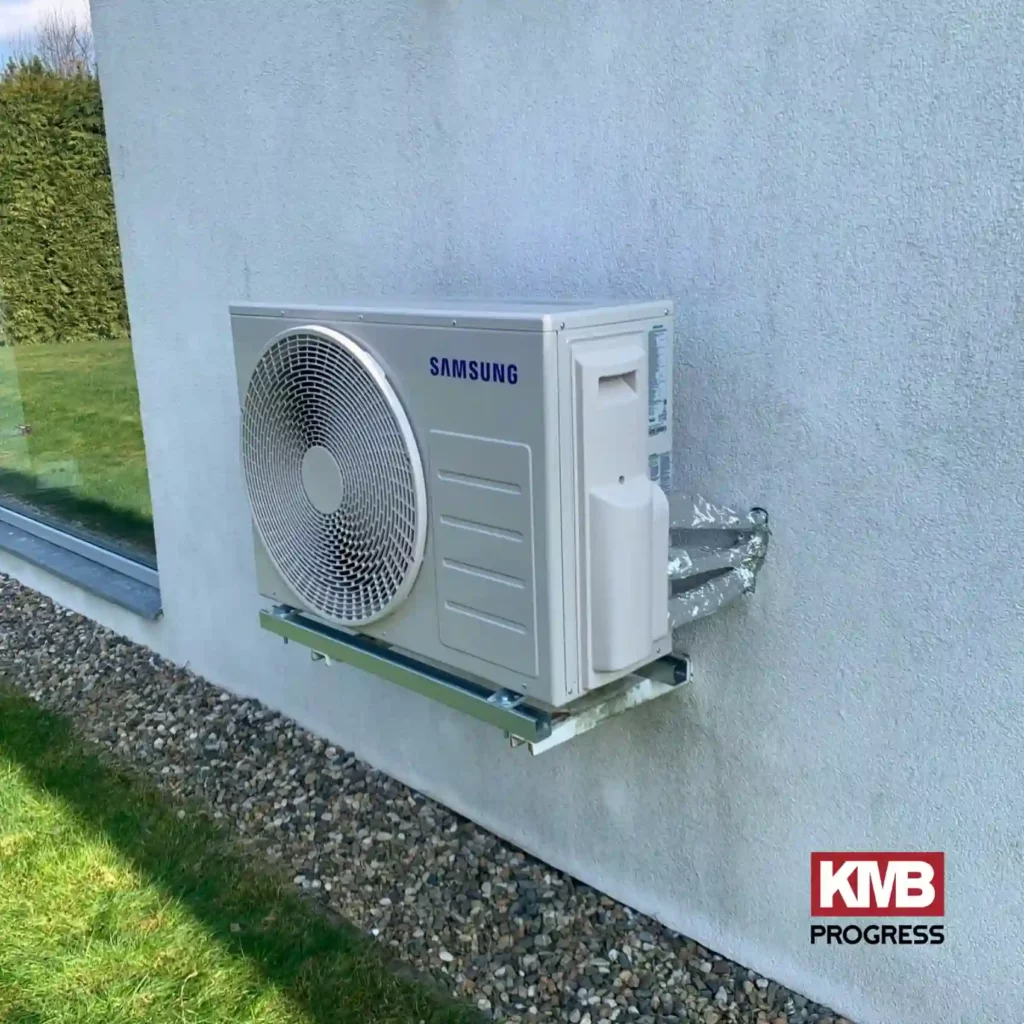 Venkovní jednotka Samsung bílá