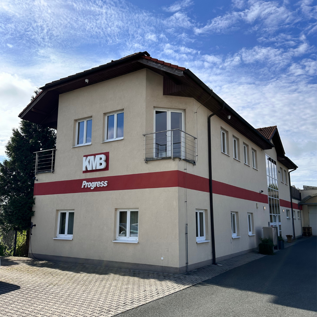 KMB progress sídlo