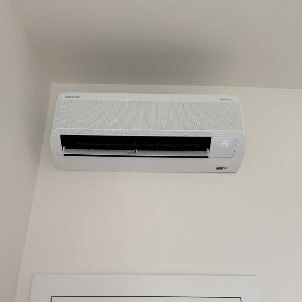 Vnitřní jednotka klimatizace Samsung WindFree Praha